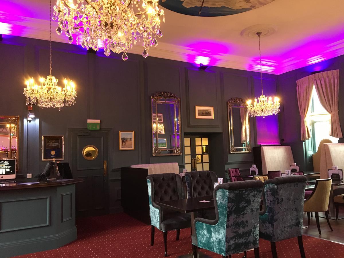 Kings Hotel Newmarket  Zewnętrze zdjęcie