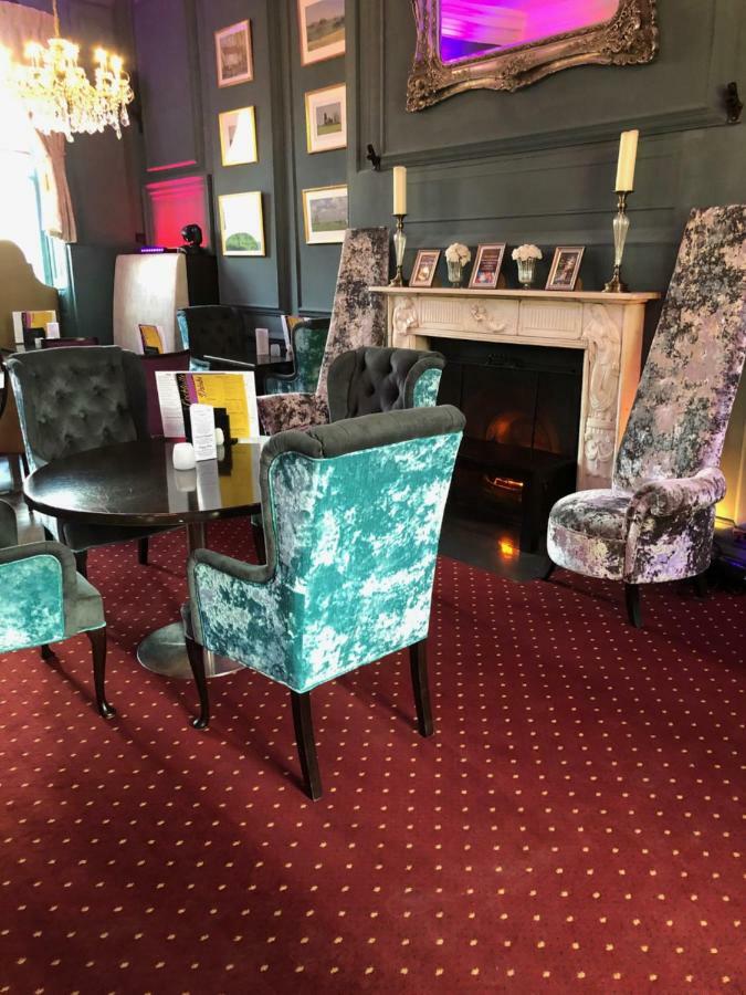 Kings Hotel Newmarket  Zewnętrze zdjęcie